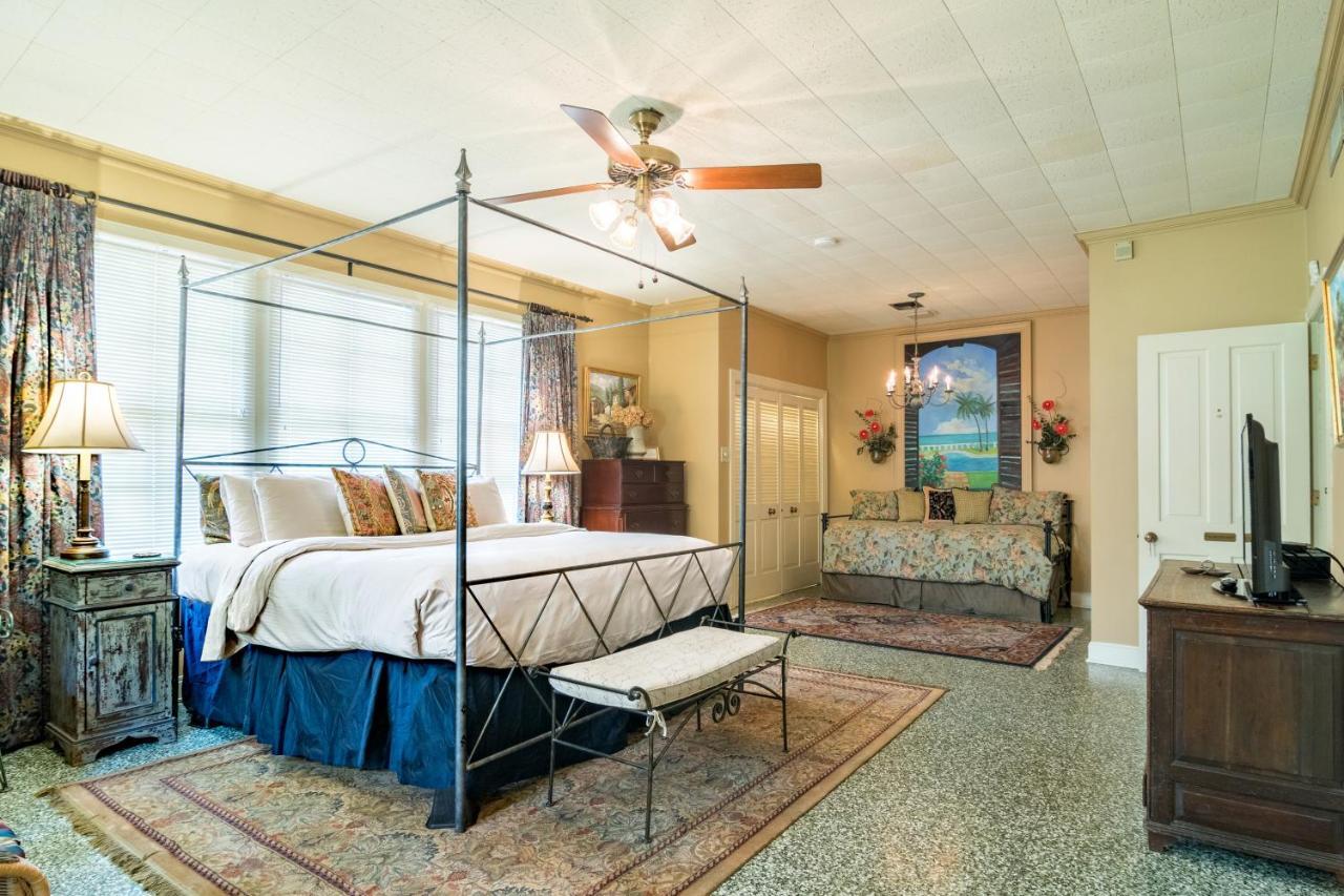 The Stockade Bed And Breakfast バトンルージュ エクステリア 写真