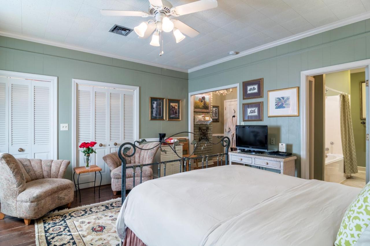 The Stockade Bed And Breakfast バトンルージュ エクステリア 写真